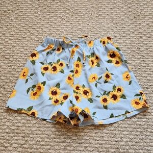 Nwot Size 7 sunflower shorts